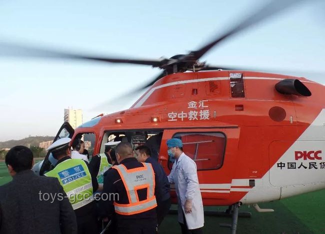 黑鹰直升机突降洛杉矶卸下弹药事件研究